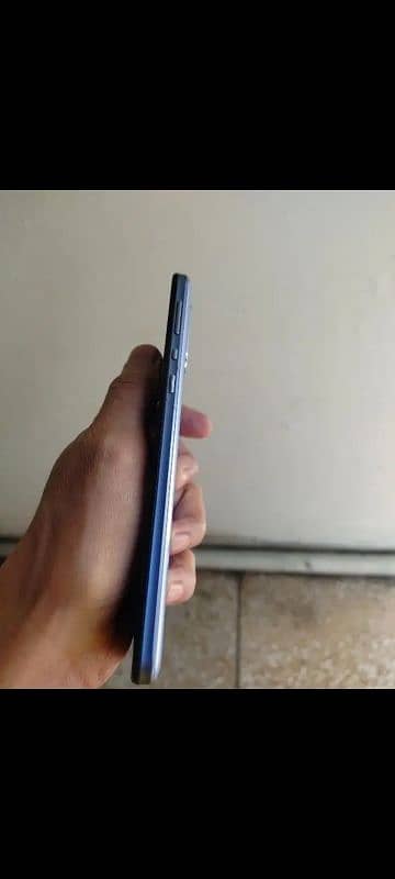 Aquos zero 5g basic panal whatsapp only 1