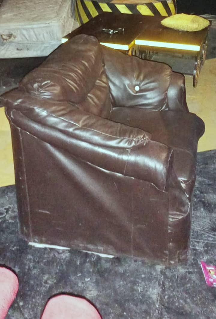 7 seater sofa set leather,imported bar stool 3