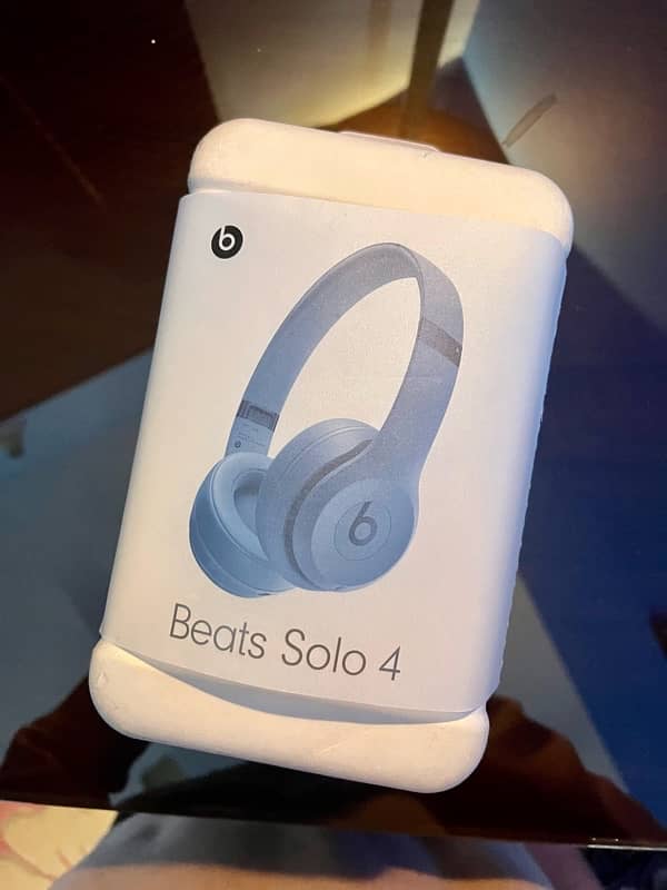 beats Solo 4 | Blue 0