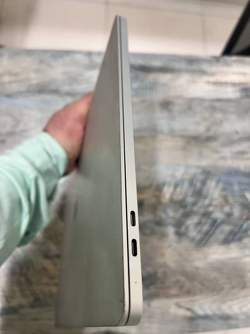 MacBook Pro 16-inch (2019) – Core i9 – 16GB RAM – 1TB HDD – White 4