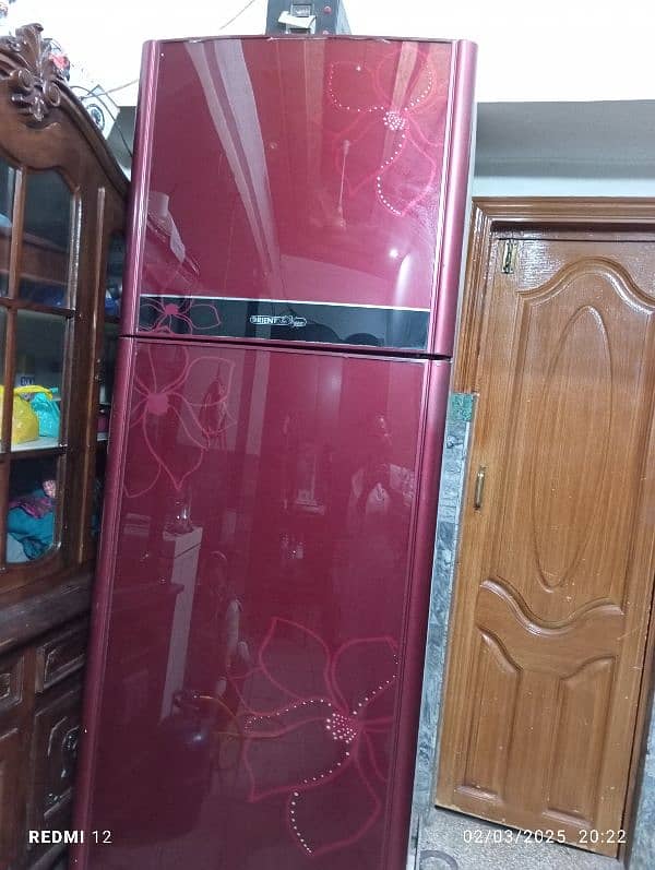 orient full size fridge contact 03214580553 only what's app 0