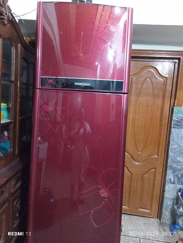 orient full size fridge contact 03214580553 only what's app 1