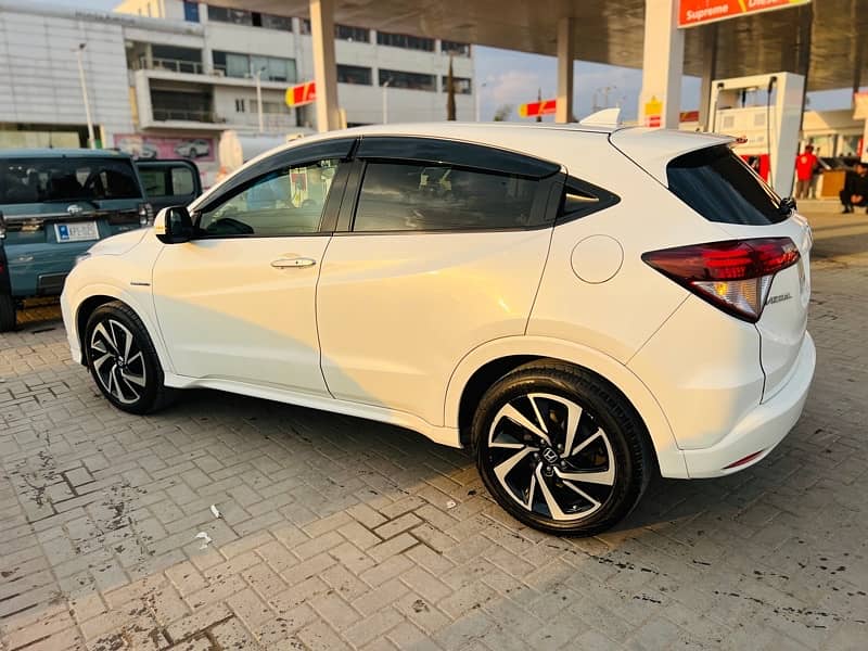 Honda Vezel 2015 0