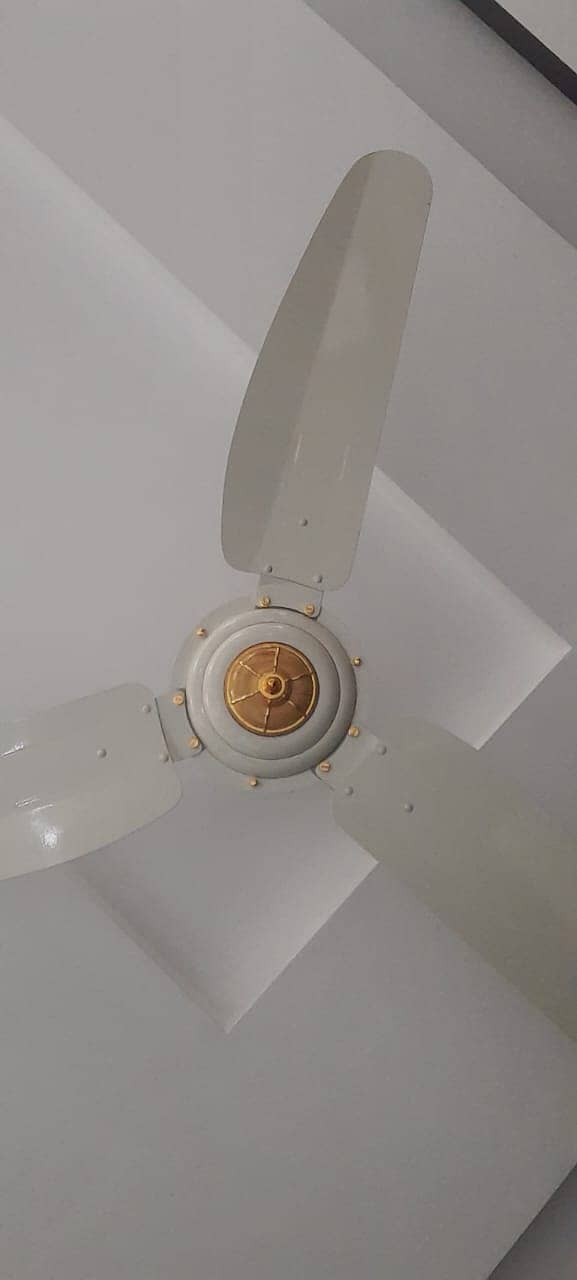 GFC Diamand Series FANS Available for Sale in Warenty (1 Year Used) 9