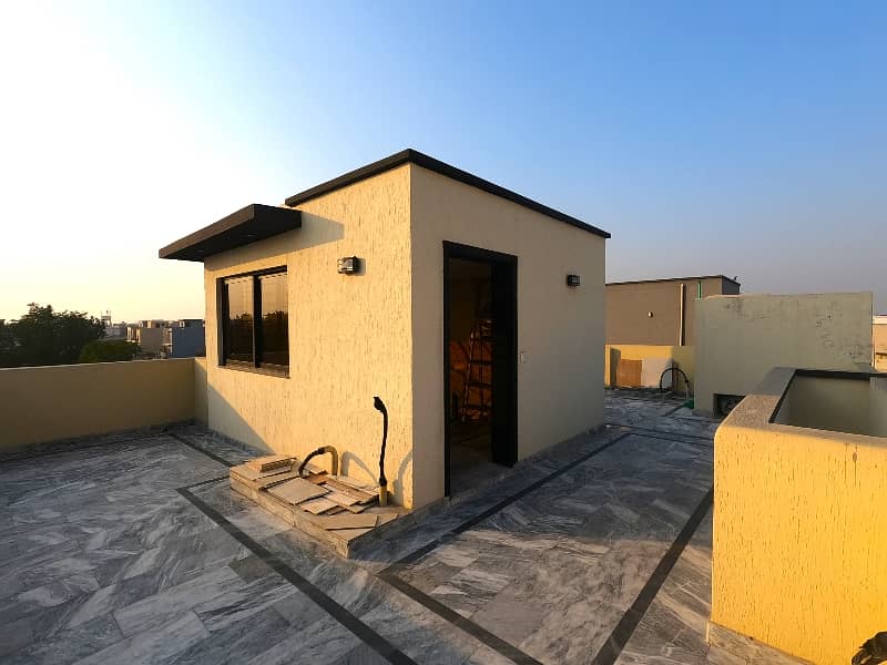 5 Marla Brand New Designer House For Sale 28