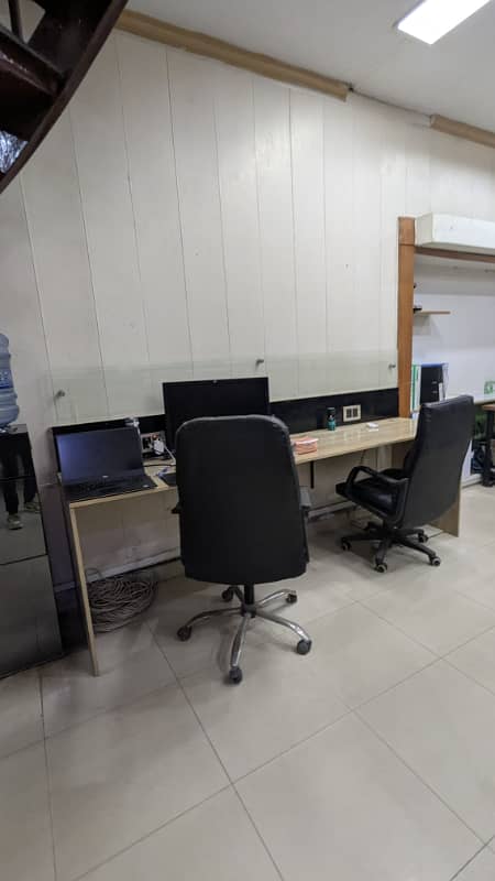 2000 Square Feet Corporate Office For Rent In Gulberg Near Galib Market 3