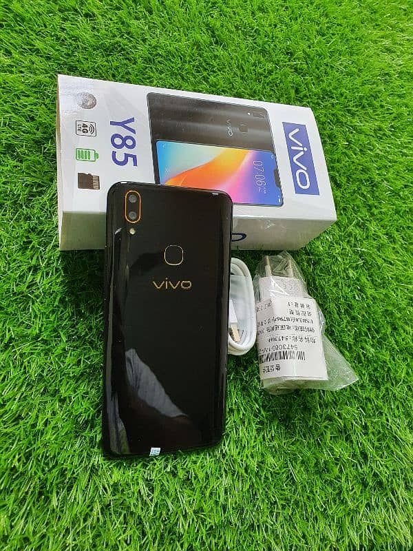 vivo y83 6gb 128Gb Dual sim. Vivo y85 4gb 64gb( Fresh Stock ) 10/10 1