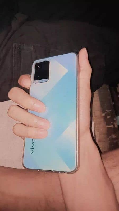 VIVO Y21s 1