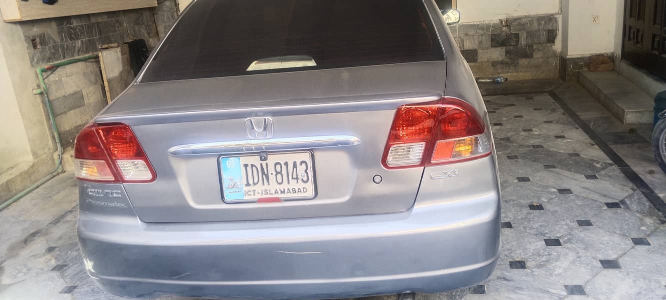 Honda Civic EXi 2004 1