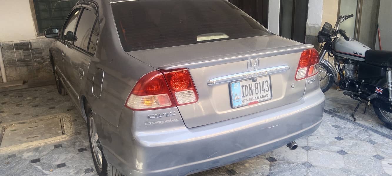 Honda Civic EXi 2004 2