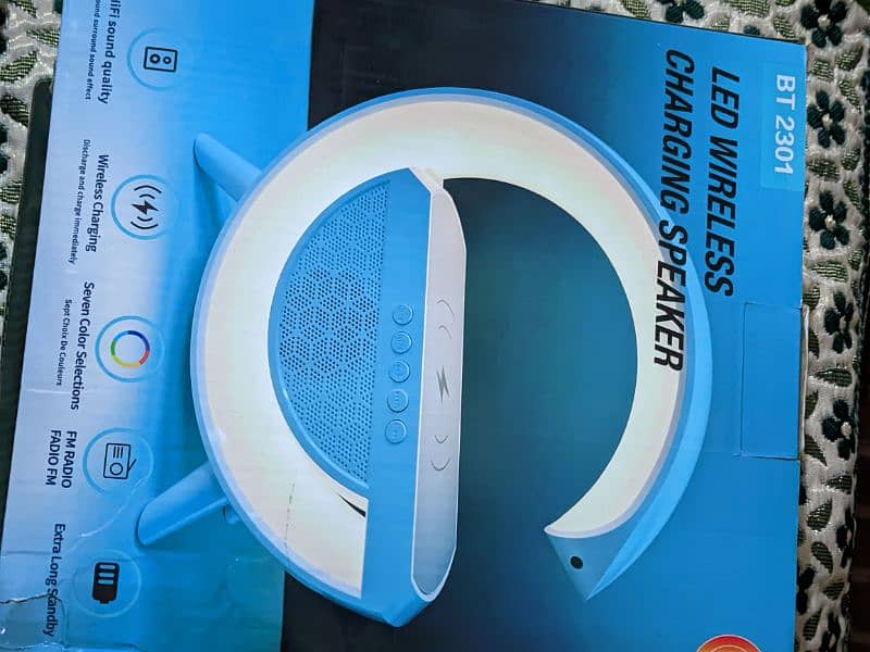 LED WIRELESS CHARGING SPEAKER 6