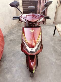 EVEE ELECTRIC SCOOTY | MODEL 2024 | TOTAL GENIUN