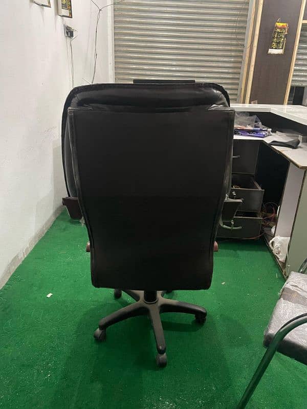 New Condition Computer Chairs 2