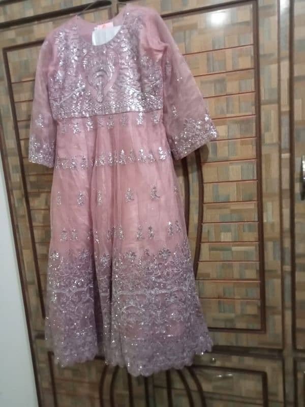 fancy maxi for urgent sale prices m Kami ho jay ge 2