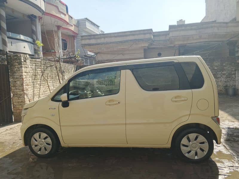 Suzuki Wagon R Hybrid 2023 10