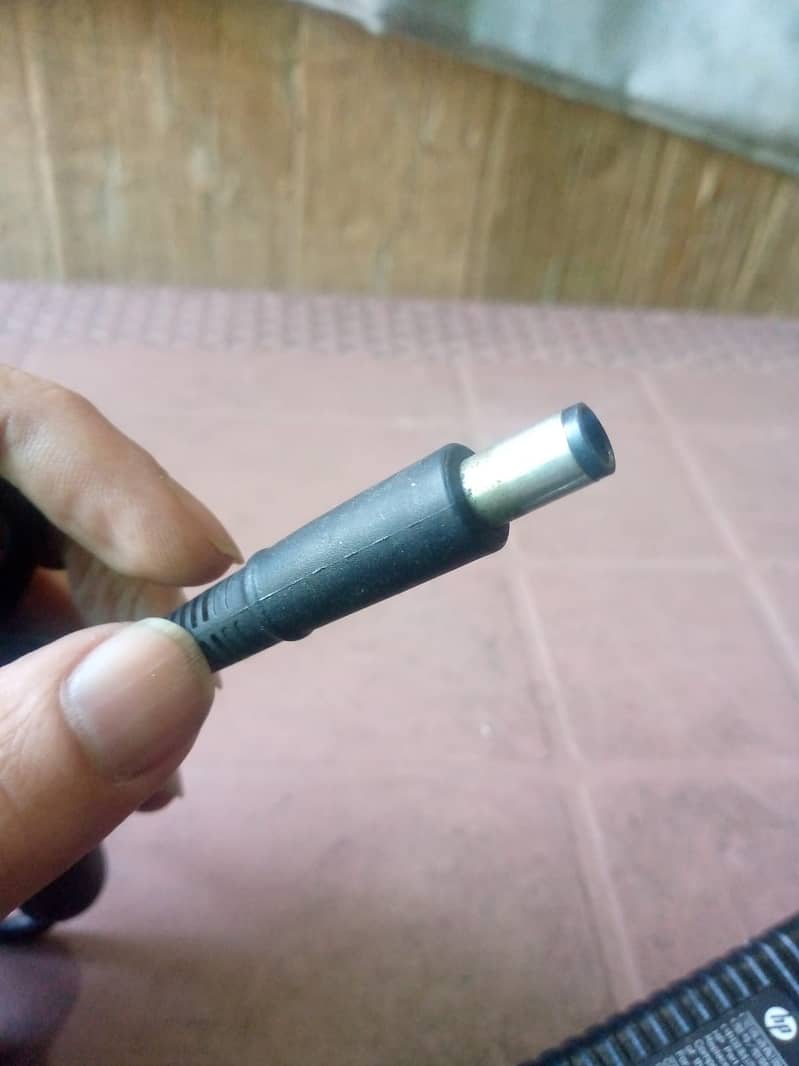 HP laptop charger for Zbook 230 watts 6