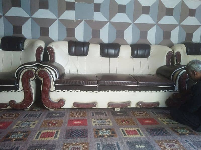 5 setar sofa 1