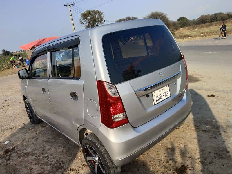 Suzuki Wagon R 2022 9