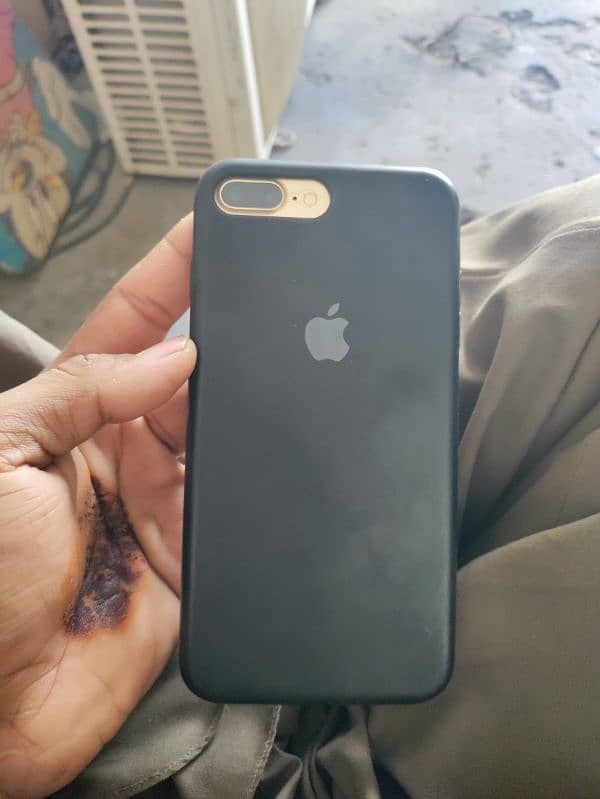 Iphone 7Plus 128GB PTA Approved 7