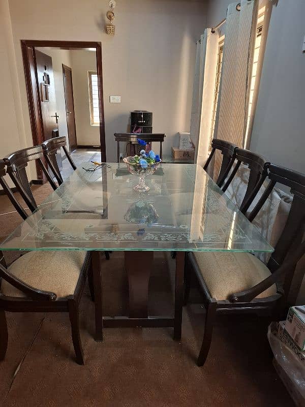 8 seater Dining table 3