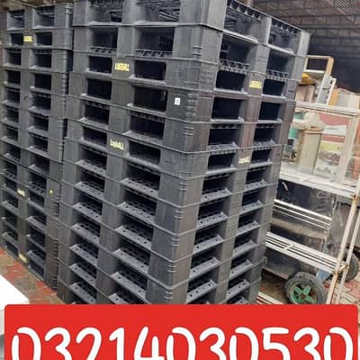 Woden n plastic pallet available every size