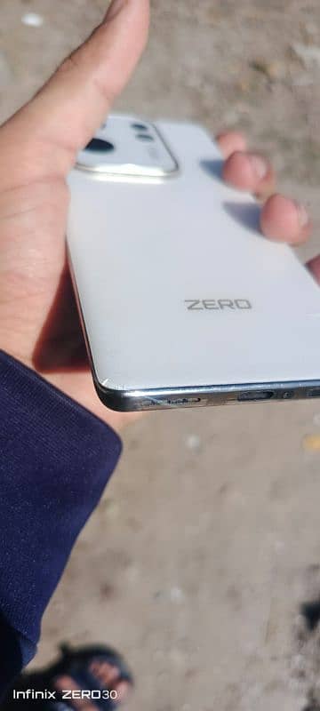 infinix zero 30 16