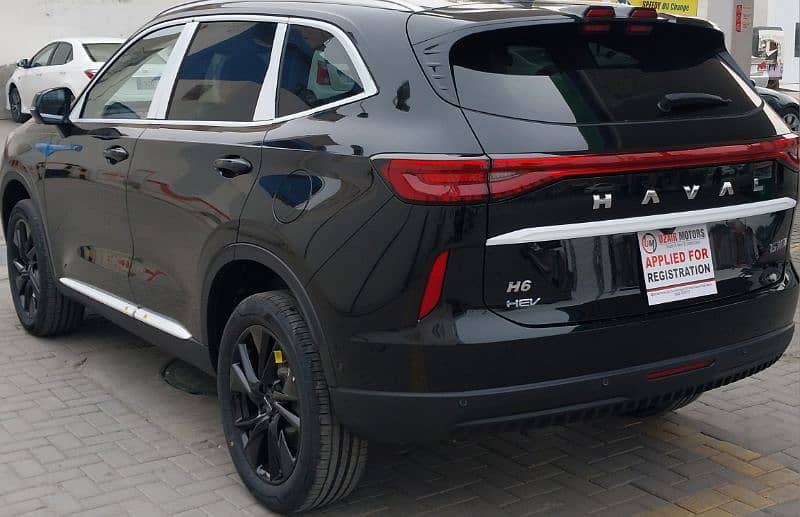 HAVAL H6 TURBO 1.5 AT (HEV) (BLACK WITH BURGANDY) (2025) (ZERO) 5