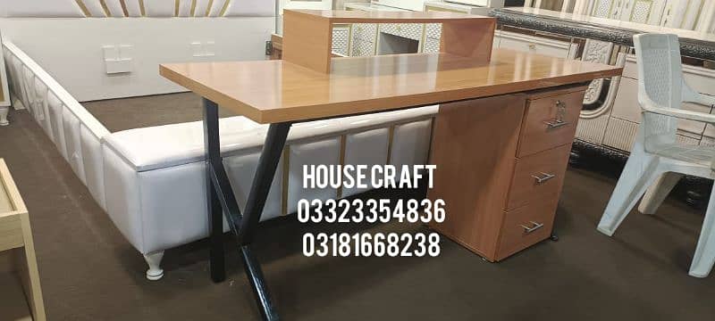 Study Working Gaming Table Available In Multiple Colors 2