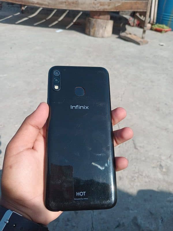 03084329190 Exchange Possible  I M Selling Infinix Hot 8 Lite 1