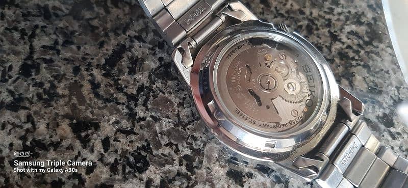 seiko 5 automatic watch 2