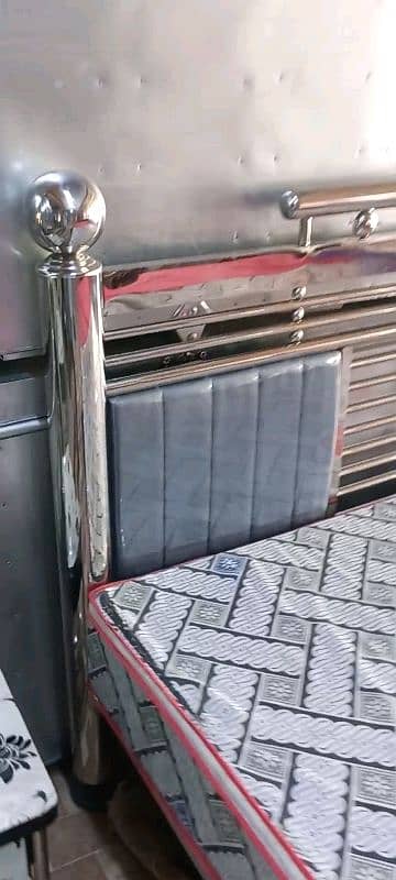 Steel Beds in factory rates 10