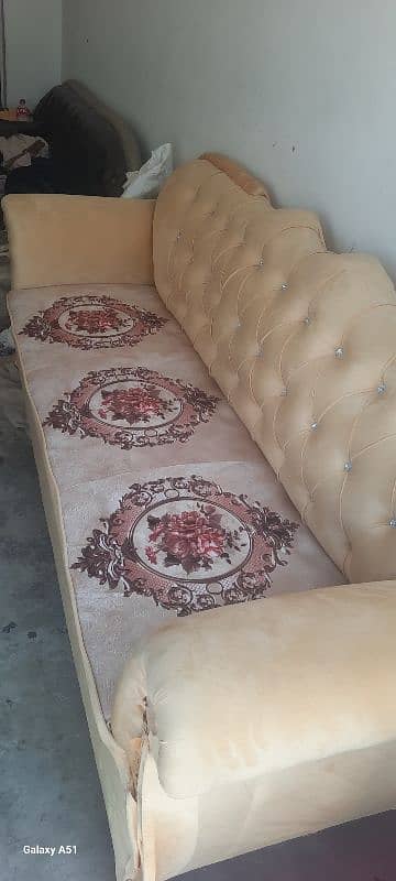 complete sofa set 0