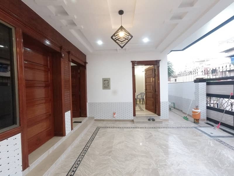 1800 Square Feet House For sale In Beautiful G-15 1