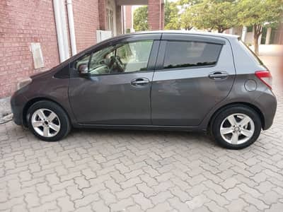 Toyota Vitz 2013