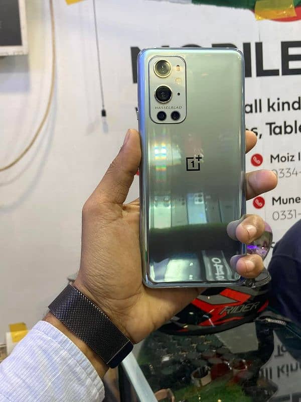 Oneplus 9 Pro 5G crystal condition 2