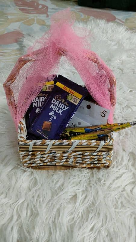 customized Eid gift baskets 0