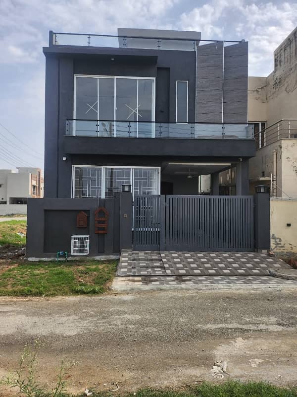 5 Marla Brand New House For Rent In DHA RAHBAR 0