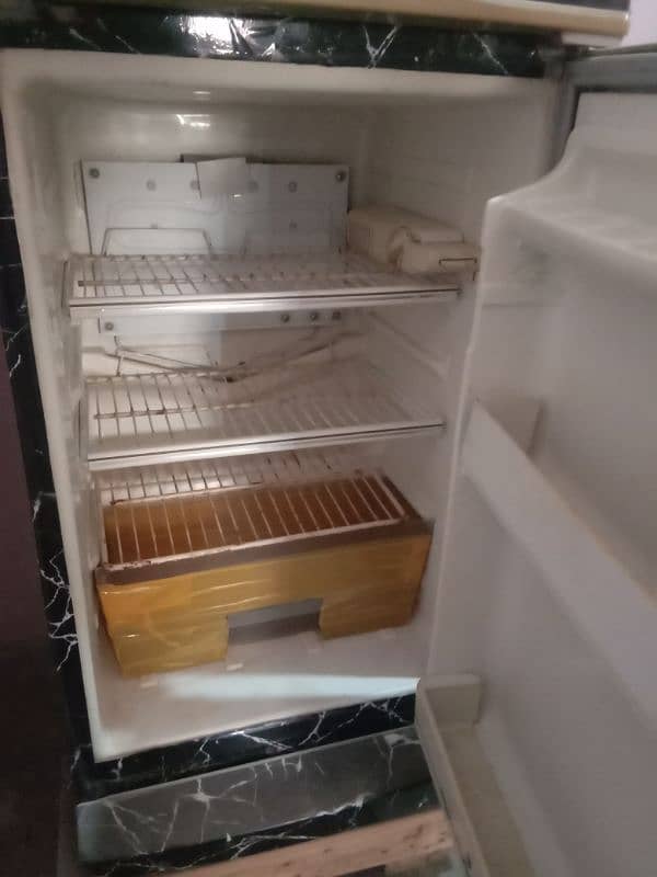 small size freezer sell 2