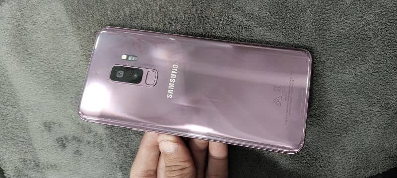 samsunag s9+ 6gb ram 64gb rom 4