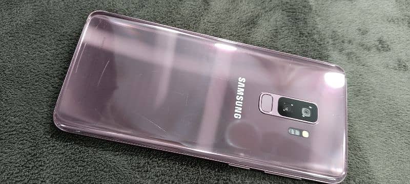 samsunag s9+ 6gb ram 64gb rom 5