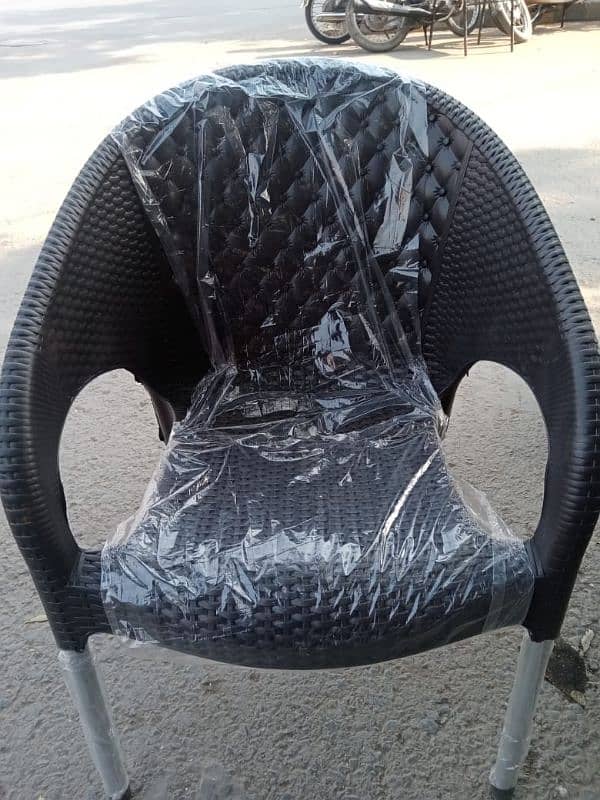 plastic chairs good quality 0