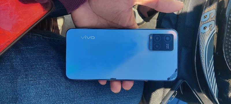 Vivo y33S 4