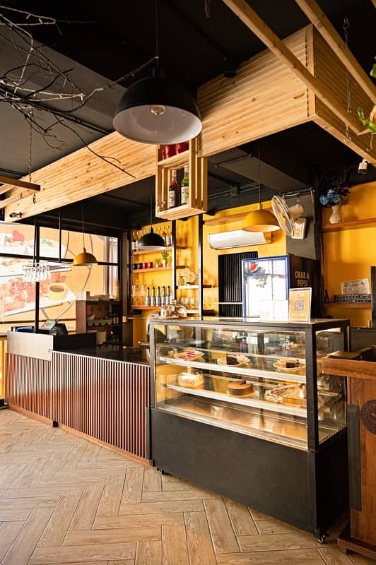 Running Cafe For sale in islamabad F6 markax 9