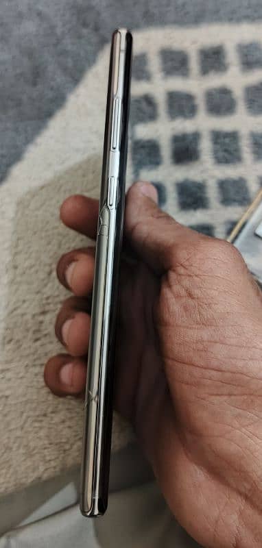 Samsung note 10 plus 6