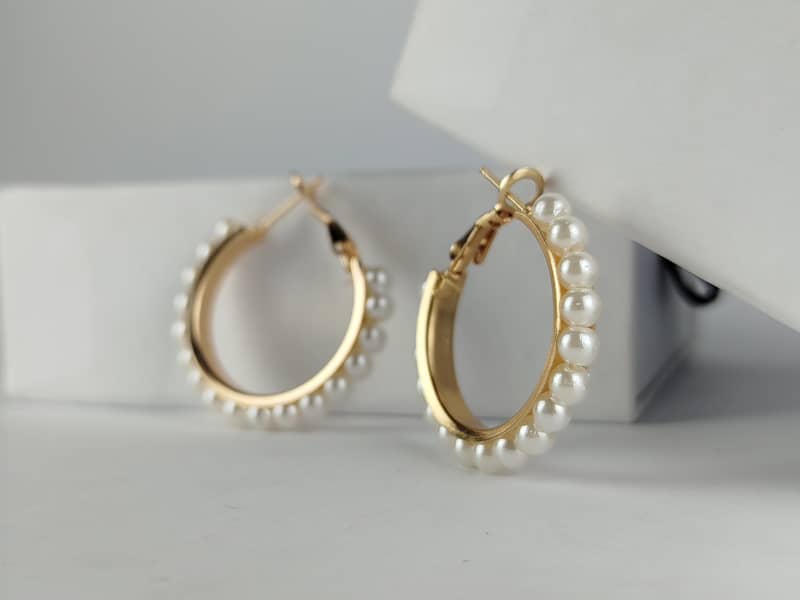 Regal Pearl Hoops 0