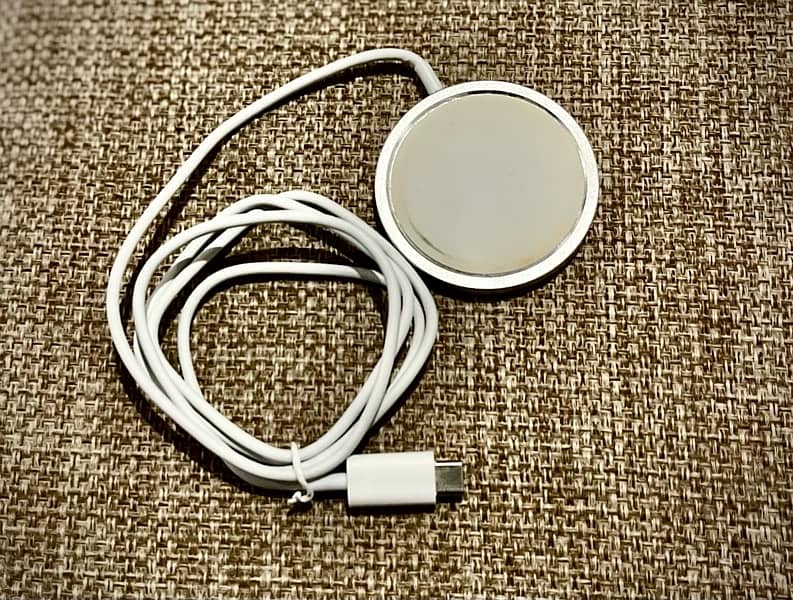 Original Apple Magsafe Wireless Charger Wholesale Price 2