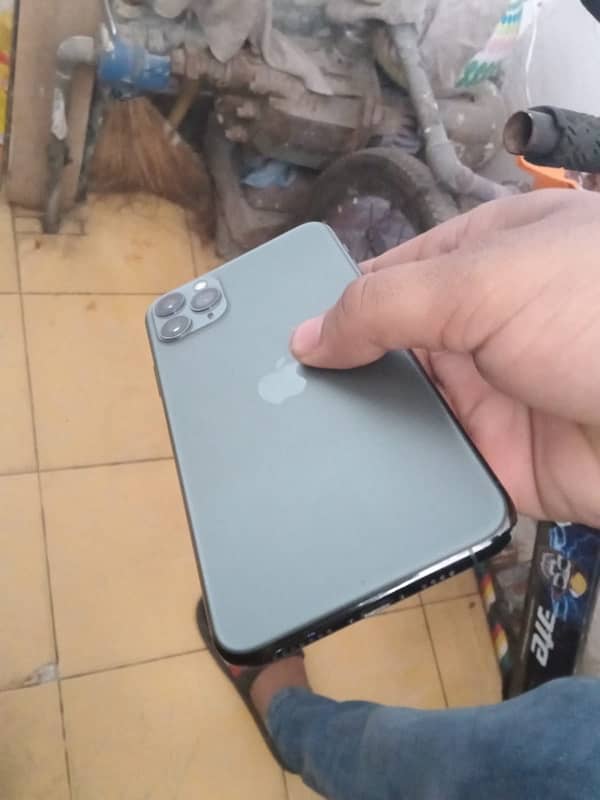 Apple iPhone 11 Pro Max PTA Approved 4