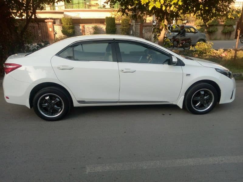 Toyota Corolla Altis 2016 7