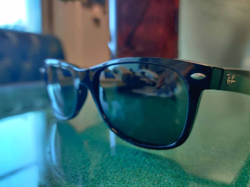 Original Ray Ban New Wayfarer RB-2132 Polarized 1