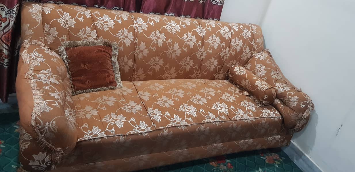 5-Seater Sofa Set for Sale – Premium Quality & Comfortable 4